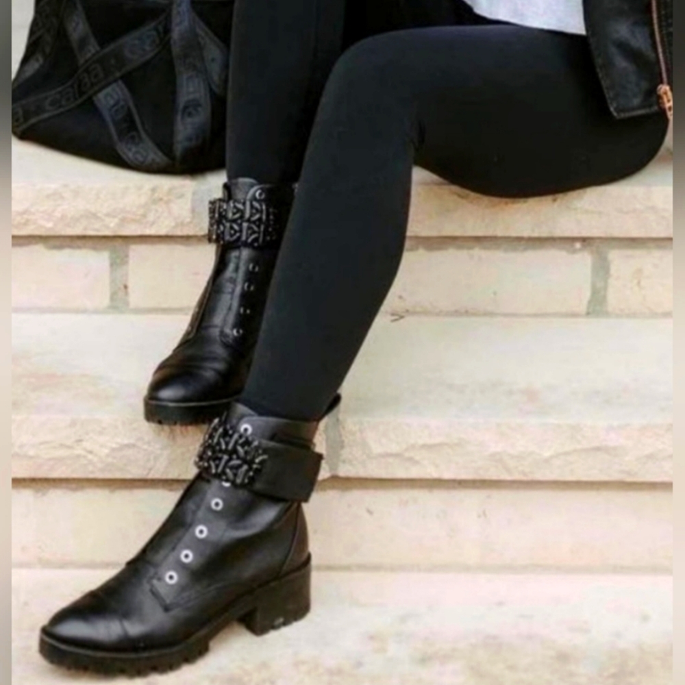 NWT Karl Lagerfeld Pippa Lug Sole Black Booties Ankle Boots Size 7 - Picture 10 of 14